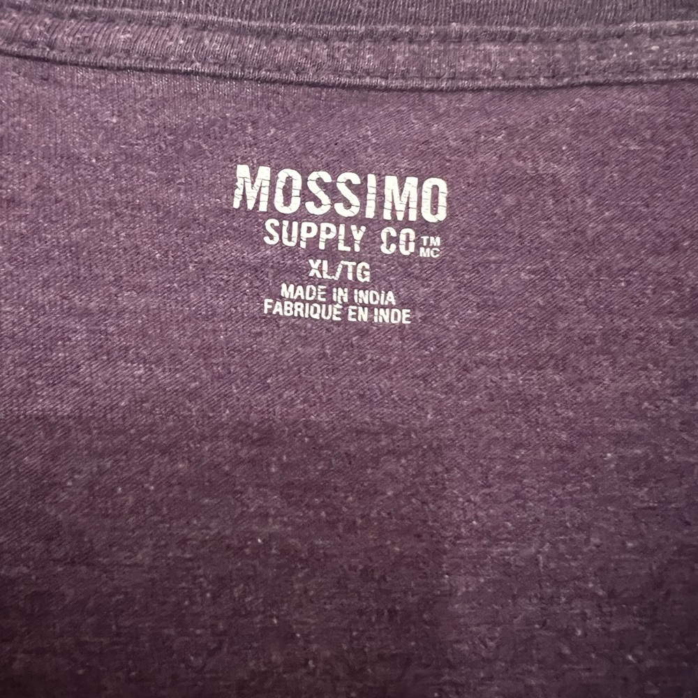Mossimo Tee - Picture 2 of 2